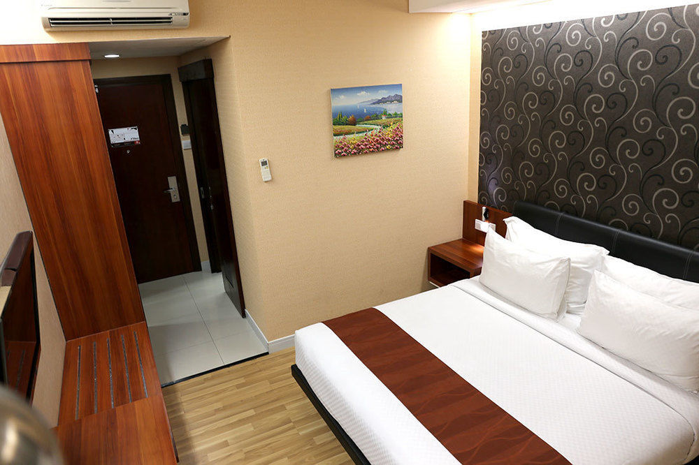 Citihub Hotel Yogyakarta Exterior photo
