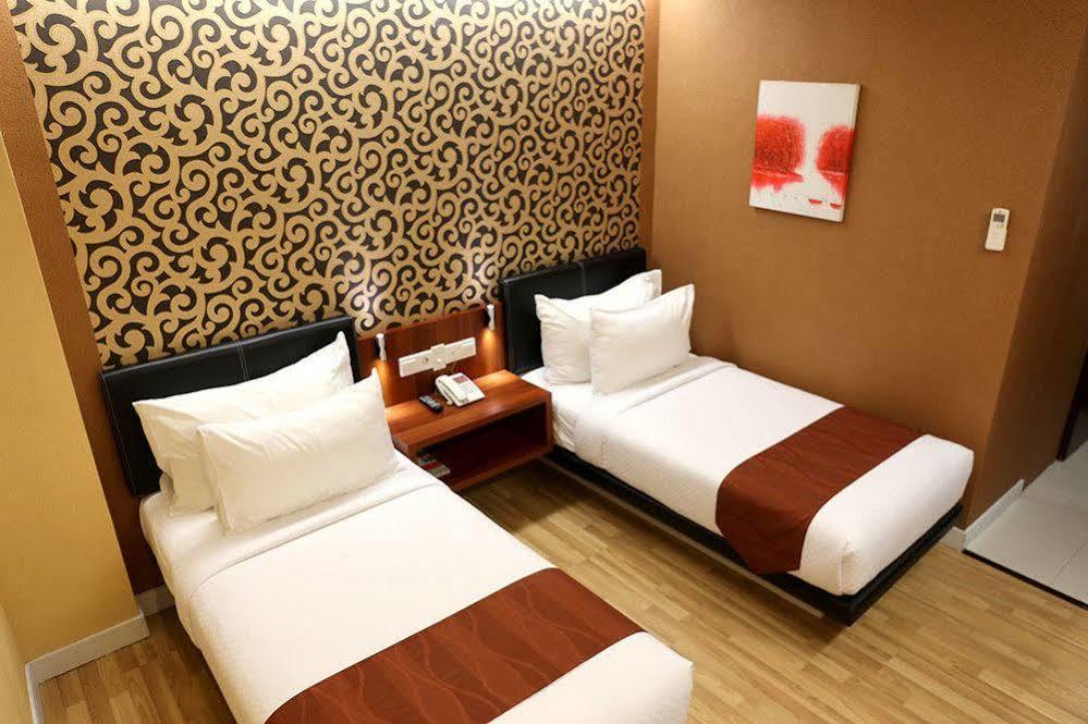 Citihub Hotel Yogyakarta Exterior photo